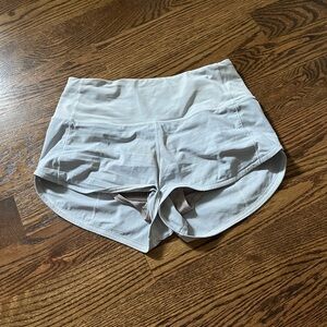 Lululemon Athletica white speed up high rise lined short 2.5